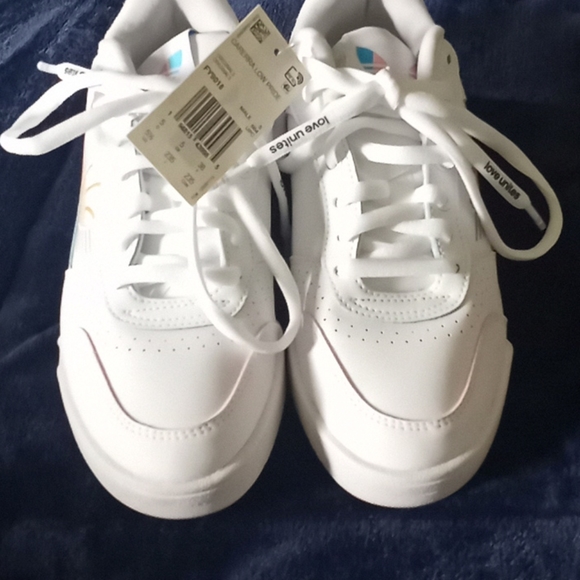 Adidas Shoes - Picture 2 of 5